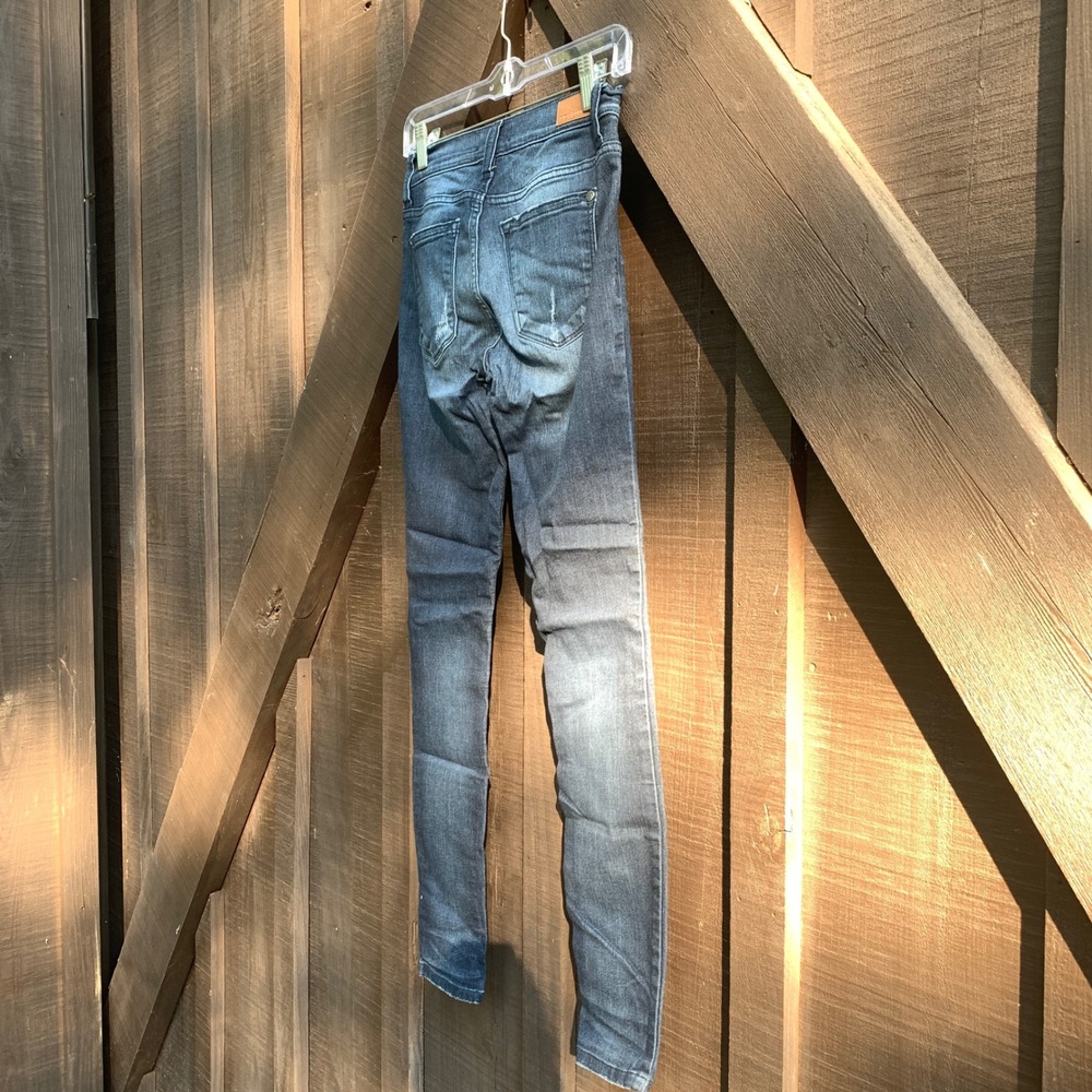 Judy Blue Jeans Women's 3/26 Blue Wash Stretch Skinny Distressed Mid Rise - Picture 10 of 15